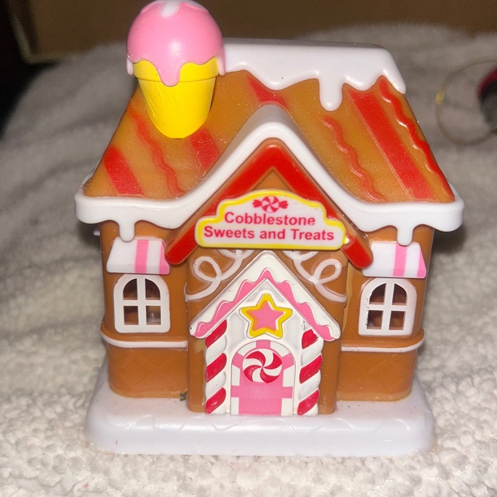 Cobblestone suites and treats Mimi village houses